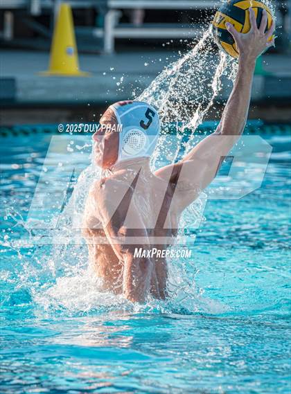 Thumbnail 2 in JSerra Catholic @ Servite photogallery.