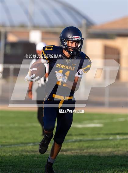 Thumbnail 1 in Highland @ Shafter photogallery.
