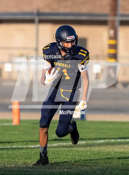 Thumbnail 3 in Highland @ Shafter photogallery.