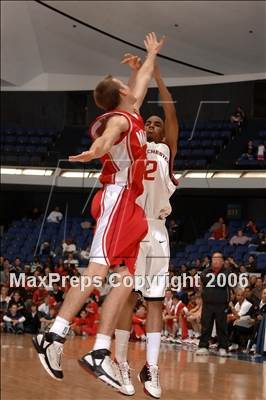 Thumbnail 3 in Westchester vs Mater Dei (Nike Extravaganza) photogallery.