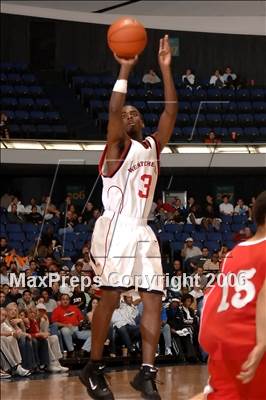Thumbnail 2 in Westchester vs Mater Dei (Nike Extravaganza) photogallery.