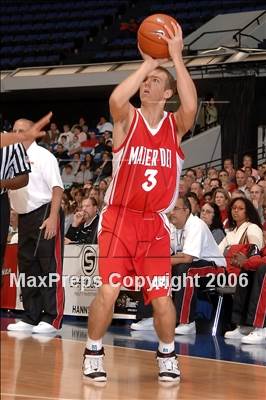 Thumbnail 3 in Westchester vs Mater Dei (Nike Extravaganza) photogallery.