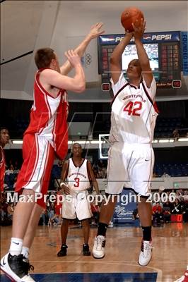 Thumbnail 1 in Westchester vs Mater Dei (Nike Extravaganza) photogallery.