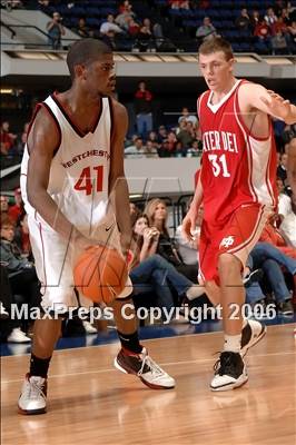 Thumbnail 3 in Westchester vs Mater Dei (Nike Extravaganza) photogallery.