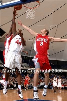 Thumbnail 3 in Westchester vs Mater Dei (Nike Extravaganza) photogallery.