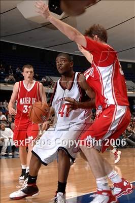 Thumbnail 1 in Westchester vs Mater Dei (Nike Extravaganza) photogallery.