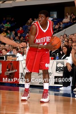 Thumbnail 2 in Westchester vs Mater Dei (Nike Extravaganza) photogallery.