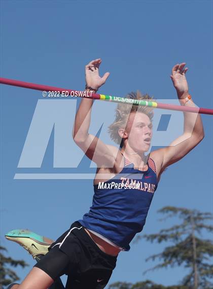 Thumbnail 1 in CIF NCS Meet of Champions (Boys Pole Vault) photogallery.