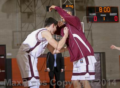 Thumbnail 3 in Harrison vs. Rye Neck (17th annual Mamaroneck Sound Shore Classic) photogallery.