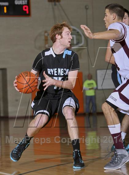 Thumbnail 1 in Harrison vs. Rye Neck (17th annual Mamaroneck Sound Shore Classic) photogallery.
