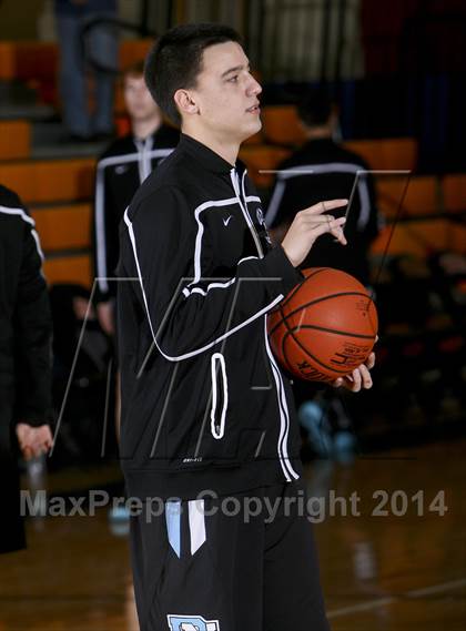 Thumbnail 3 in Harrison vs. Rye Neck (17th annual Mamaroneck Sound Shore Classic) photogallery.