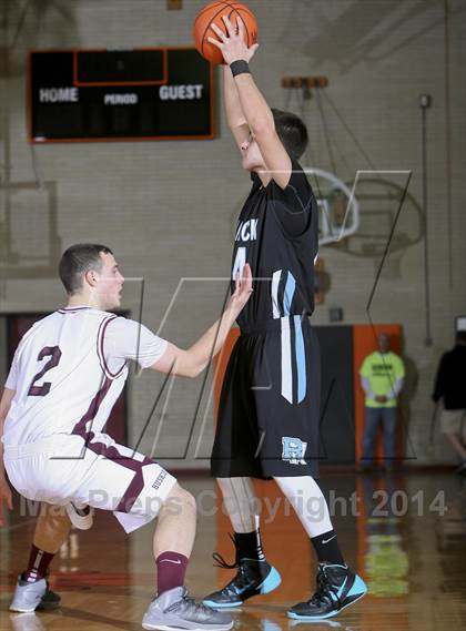 Thumbnail 1 in Harrison vs. Rye Neck (17th annual Mamaroneck Sound Shore Classic) photogallery.