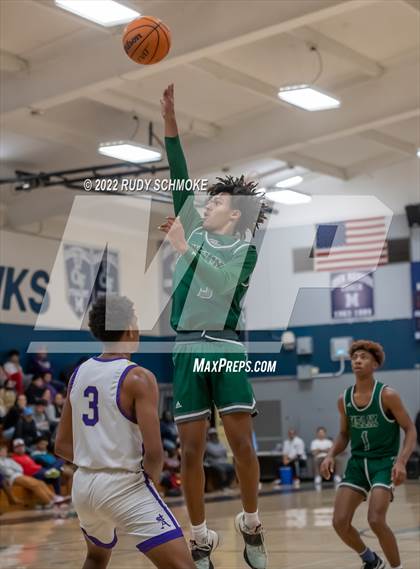 Thumbnail 2 in St. Augustine vs. Helix (Madison Regional Rumble Tourney) photogallery.