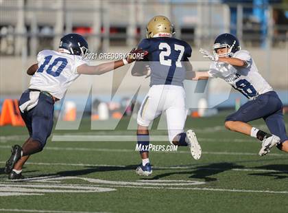 Thumbnail 2 in Notre Dame (SO) @ Loyola (Scrimmage) photogallery.