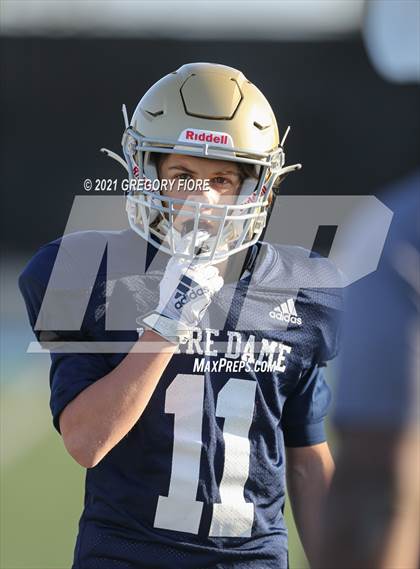 Thumbnail 1 in Notre Dame (SO) @ Loyola (Scrimmage) photogallery.