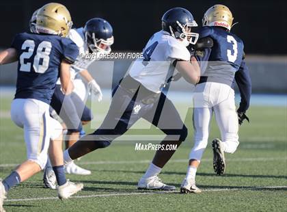 Thumbnail 3 in Notre Dame (SO) @ Loyola (Scrimmage) photogallery.