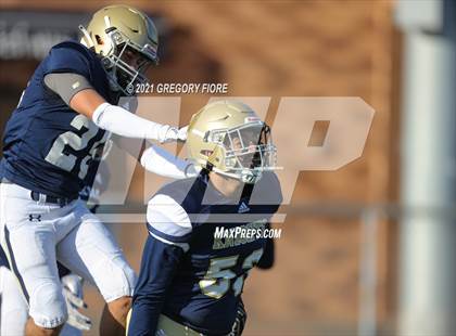 Thumbnail 3 in Notre Dame (SO) @ Loyola (Scrimmage) photogallery.