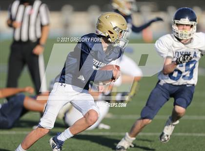 Thumbnail 1 in Notre Dame (SO) @ Loyola (Scrimmage) photogallery.