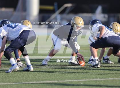 Thumbnail 3 in Notre Dame (SO) @ Loyola (Scrimmage) photogallery.
