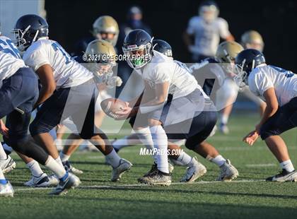 Thumbnail 3 in Notre Dame (SO) @ Loyola (Scrimmage) photogallery.