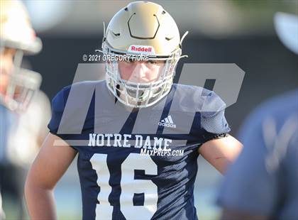 Thumbnail 3 in Notre Dame (SO) @ Loyola (Scrimmage) photogallery.