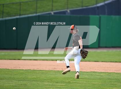 Thumbnail 1 in Roanoke-Benson/Lowpoint-Washburn vs. Midland photogallery.