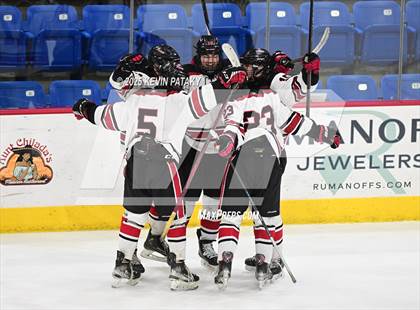 Thumbnail 3 in Notre Dame, WH vs. New Canaan (CIAC DI Semifinal) photogallery.