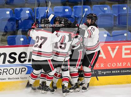 Thumbnail 3 in Notre Dame, WH vs. New Canaan (CIAC DI Semifinal) photogallery.