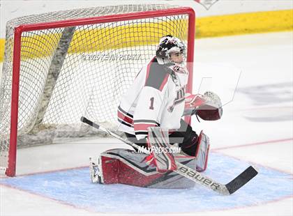 Thumbnail 3 in Notre Dame, WH vs. New Canaan (CIAC DI Semifinal) photogallery.