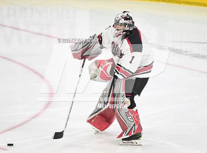 Thumbnail 1 in Notre Dame, WH vs. New Canaan (CIAC DI Semifinal) photogallery.