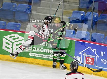 Thumbnail 3 in Notre Dame, WH vs. New Canaan (CIAC DI Semifinal) photogallery.