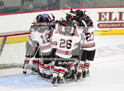 Thumbnail 3 in Notre Dame, WH vs. New Canaan (CIAC DI Semifinal) photogallery.