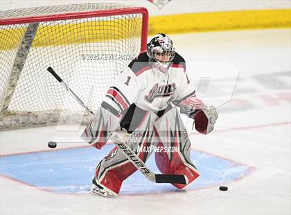 Thumbnail 2 in Notre Dame, WH vs. New Canaan (CIAC DI Semifinal) photogallery.