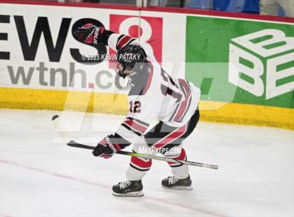 Thumbnail 3 in Notre Dame, WH vs. New Canaan (CIAC DI Semifinal) photogallery.