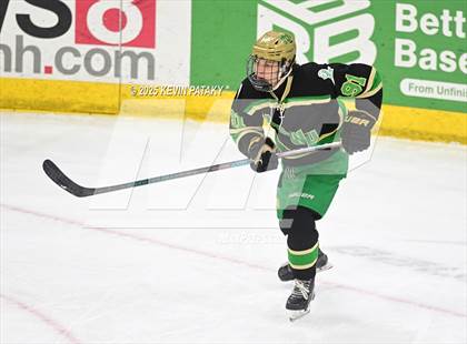 Thumbnail 3 in Notre Dame, WH vs. New Canaan (CIAC DI Semifinal) photogallery.