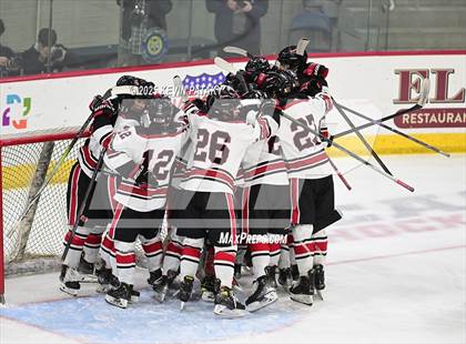 Thumbnail 3 in Notre Dame, WH vs. New Canaan (CIAC DI Semifinal) photogallery.