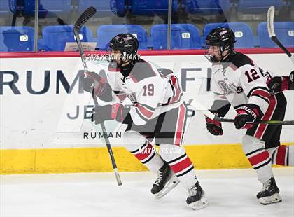 Thumbnail 2 in Notre Dame, WH vs. New Canaan (CIAC DI Semifinal) photogallery.