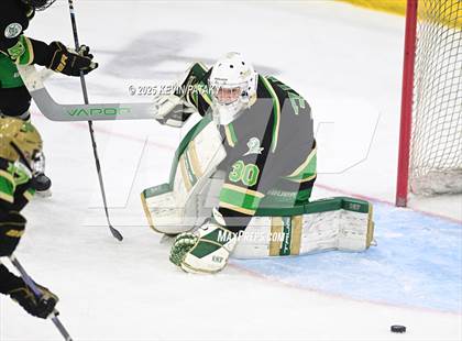 Thumbnail 3 in Notre Dame, WH vs. New Canaan (CIAC DI Semifinal) photogallery.
