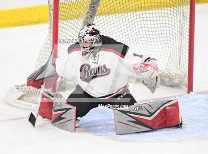 Thumbnail 1 in Notre Dame, WH vs. New Canaan (CIAC DI Semifinal) photogallery.