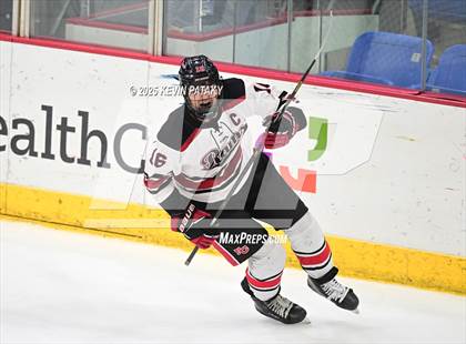 Thumbnail 3 in Notre Dame, WH vs. New Canaan (CIAC DI Semifinal) photogallery.
