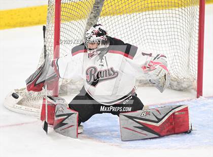 Thumbnail 3 in Notre Dame, WH vs. New Canaan (CIAC DI Semifinal) photogallery.
