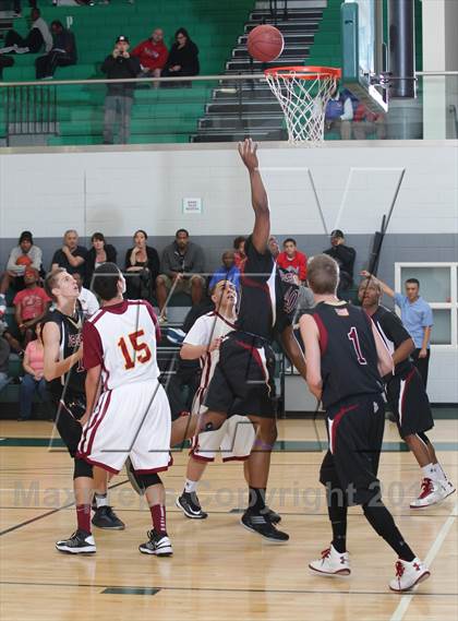 Thumbnail 1 in JSerra Catholic vs. Cantwell-Sacred Heart (MLK Showcase) photogallery.