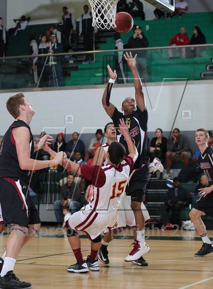Thumbnail 1 in JSerra Catholic vs. Cantwell-Sacred Heart (MLK Showcase) photogallery.