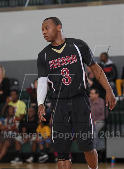 Thumbnail 2 in JSerra Catholic vs. Cantwell-Sacred Heart (MLK Showcase) photogallery.