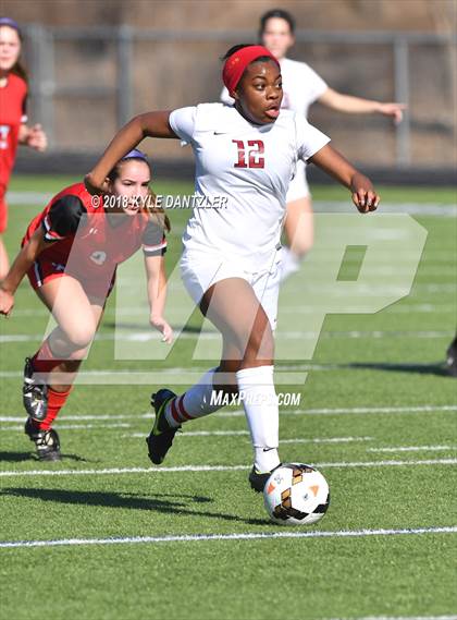 Thumbnail 2 in Ursuline Academy vs Carondelet (National Elite Prep Showcase) photogallery.