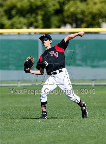 Thumbnail 1 in Palos Verdes vs. Canyon photogallery.