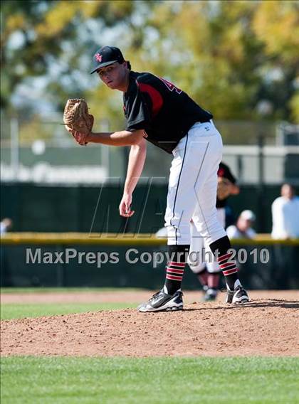 Thumbnail 2 in Palos Verdes vs. Canyon photogallery.