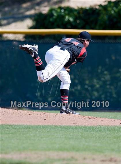 Thumbnail 3 in Palos Verdes vs. Canyon photogallery.