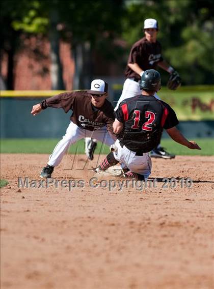 Thumbnail 1 in Palos Verdes vs. Canyon photogallery.