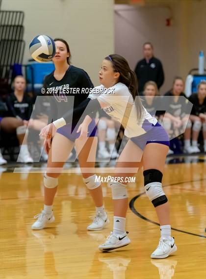 Thumbnail 1 in Caldwell vs. Fulshear (UIL 4A Regional Finals) photogallery.